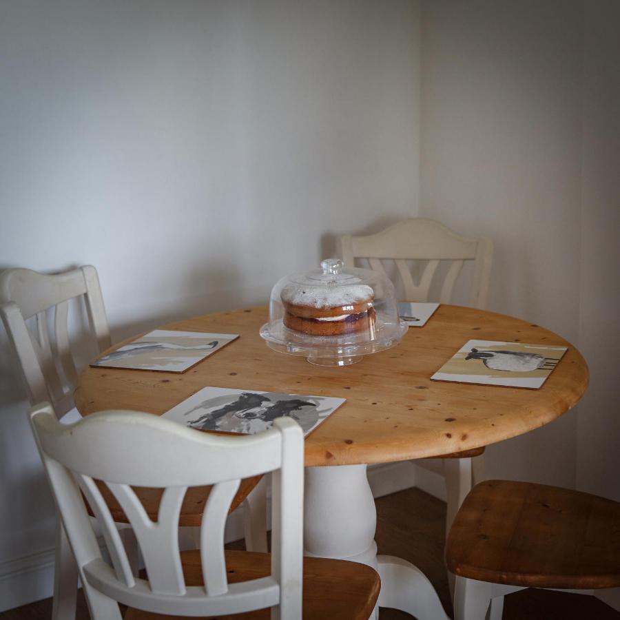 Chestnut Cottage Felbrigg ภายนอก รูปภาพ