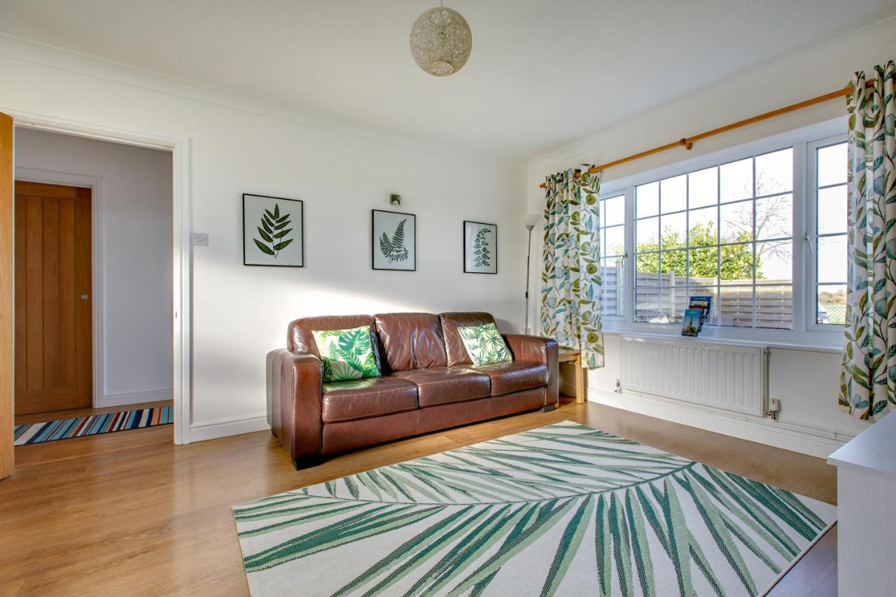 Chestnut Cottage Felbrigg ภายนอก รูปภาพ